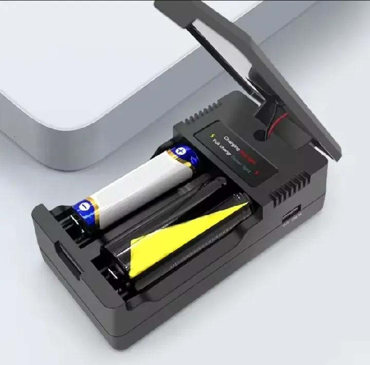 Type%20-C%20Double-slot%20%20Charger%20Solar%20Lithium%20Charging%20Adapter%20%20Base%20For%2018650%20%2014500%2016650%2016340%20Batteries%20-%20Image%203