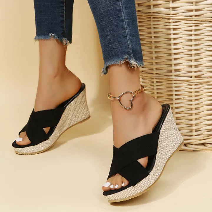 2024%20Summer%20New%20Fashion%20Wedge%20Casual%20Waterproof%20Platform%20Slippers%20Thick%20Sole%20High%20Heel%20Sandals%20for%20Women%20-%20Image%203