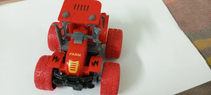 Ultimate%20Off-Road%20Thrills:%20Red%20Farm%20Monster%20Truck%20-%20Friction%20Power%20Fun%20for%20Children%20-%20Image%204