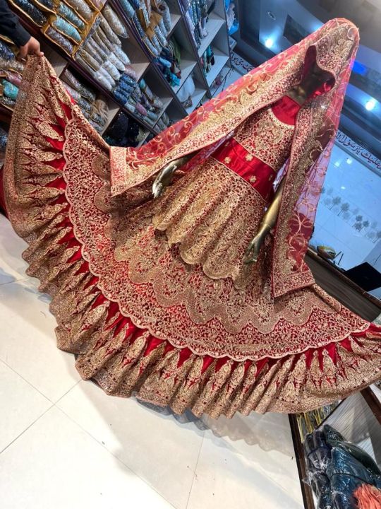 BRIDAL FARSHI LEHNGA HEAVILY EMBROIDERD NEW COLLECTION NEW STYLE 2023