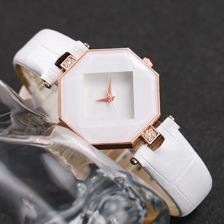 2PCS%20Fashion%20Women's%20Watches%20Casual%20Leather%20Band%20Analog%20Quartz%20Watch%20Pearls%20Bracelet%20Set%EF%BC%88Without%20Box%EF%BC%89%20-%20Image%203