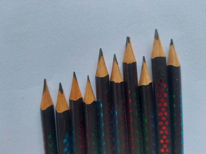 Doms%20Pencil%20sets%20-%20Image%203