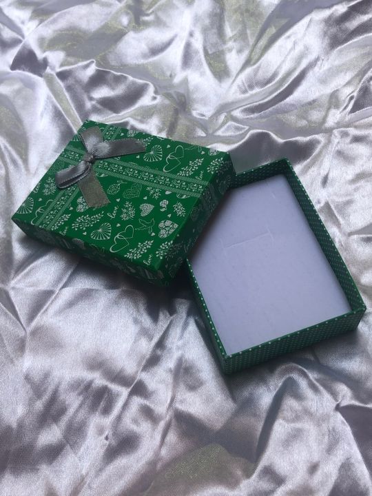 Gift%20Box,%20Gift%20Box%20For%20Locket,%20Customize%20Box,%20Locket%20Box,%20Gift%20Wrapping,%20Box,%20Pendant%20Box%20-%20Image%202