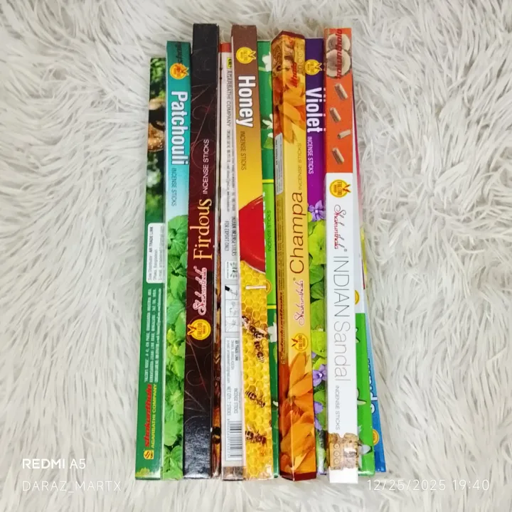 Shakunthala%20Falcon%20Collection%20Incense%20Stick%20Agarbatti%20-%20Square%20Box%2025Pack%20with%2025%20Assorted%20Flavours%20(%20New%20Packet)%20-%20Image%203
