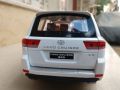 1/24 Toyota LAND CRUISER LC300 SUV Alloy Car Model Diecast Metal Toy Off-road Vehicle Car Model. 