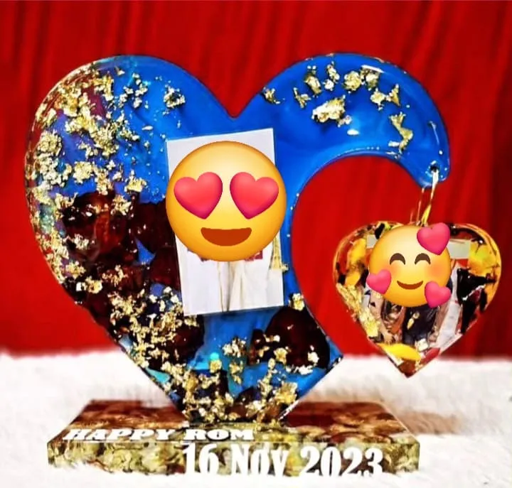Customized%20Double%20heart%20Frame,Birthday%20Frame,%20Anniversary%20Frame%20and%20etc%20-%20Image%203