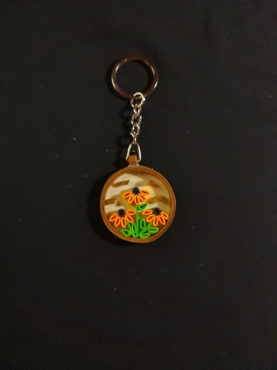 Handmade%20keytag%20-%20Image%203