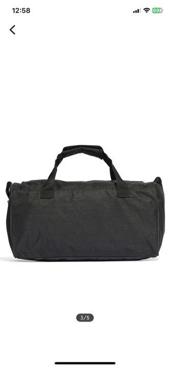 Essentials%20duffel%20bag%20-%20Image%203