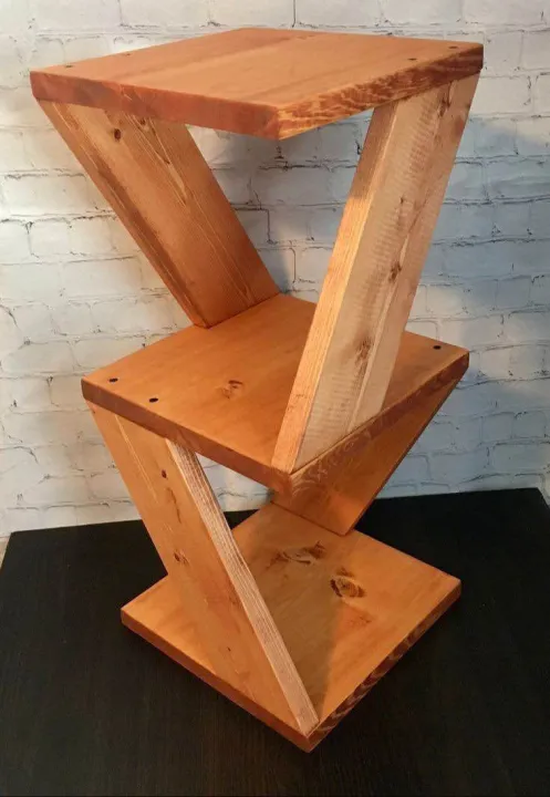Minimalist Side Table with Shelf Natural Wood Triangle Bed End Nightstand Accent Table Plant Stand Practical Furniture