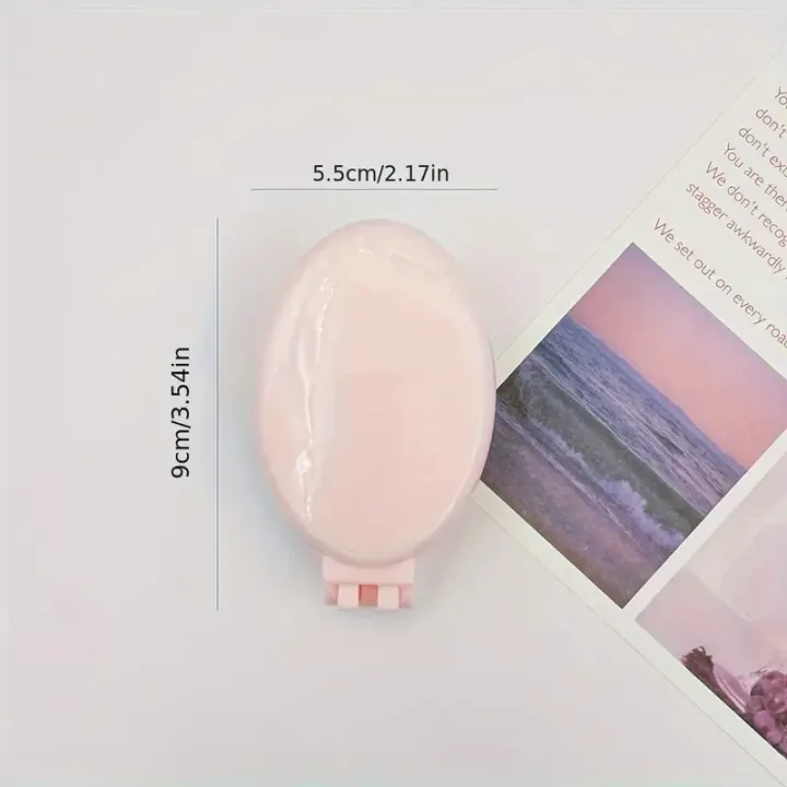 Portable%20Folding%20Hair%20Comb%20with%20Mirror,%20Lightweight%20&%20Travel-Friendly%20for%20On-the-Go%20Styling.%20A%20Perfect%20%20for%20Women%20&%20Girls.%20-%20Image%206
