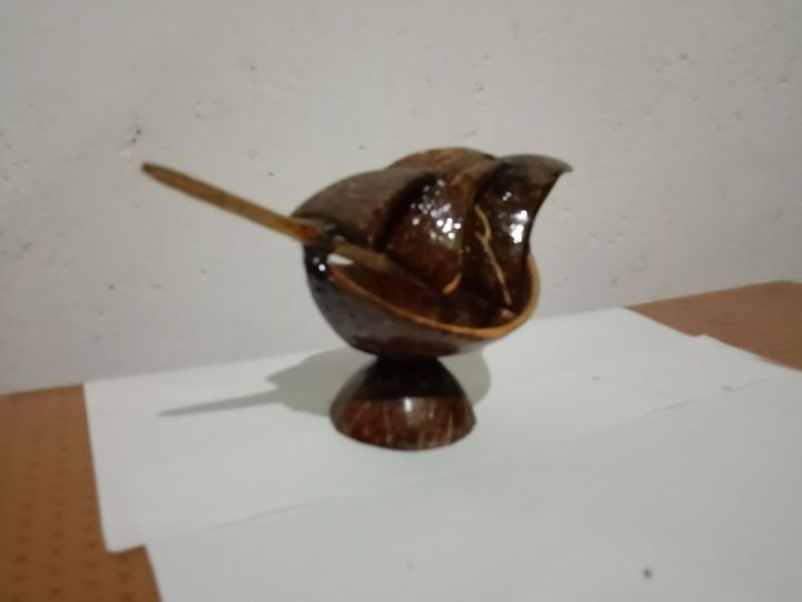 Coconut%20%20Shell%20%20Sailing%20Boat%20/%20Home%20decoration%20And%20Eco-friendly%20hand%20Craft%20Gift%20-%20Image%204