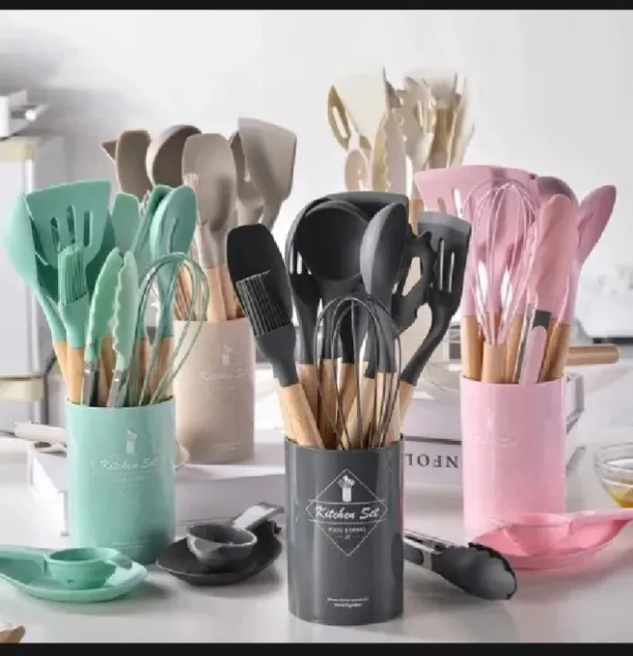 12Pcs%20Silicone%20Cooking%20Utensils%20Set%20Wooden%20Handle%20Kitchen%20Cooking%20Tool%20Non-stick%20Cookware%20Spatula%20Shovel%20Egg%20Kitchenware%20Beaters%20-%20Image%203