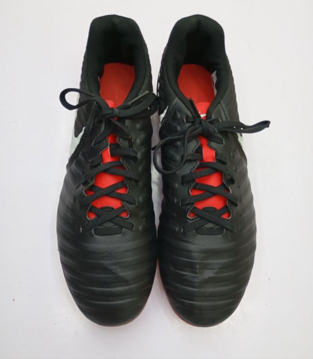 Original football shoes | Nike tiempo legend 7.