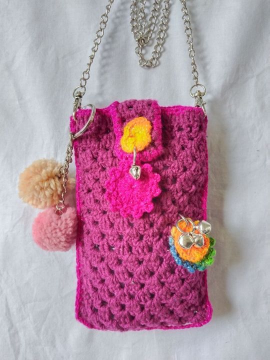 crochet work mobile pouch