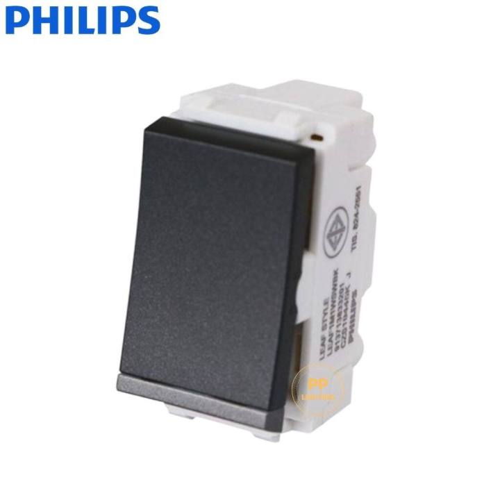 Philips%20leafstyle%203%20gang%20switch/plug%20set%20black%20with%20float%20socket%20-%20Image%202
