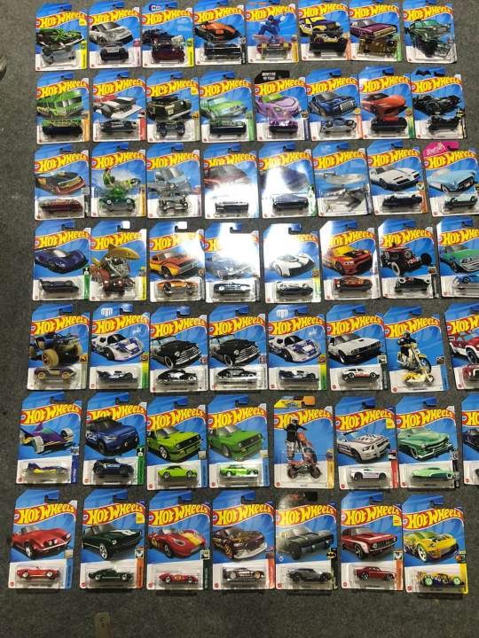 1%20piece%20of%20hot%20wheel%20car%20disney%20car%20at%20best%20price%20die%20cast%20toy%20car%20metal%20car%20ftee%20wheel%20-%20Image%209