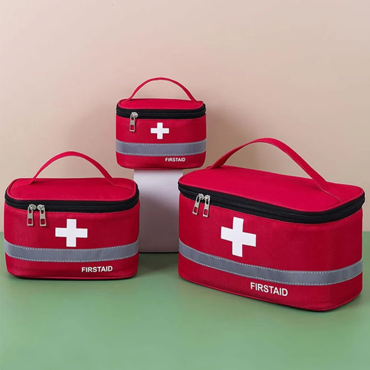 Portable%20First%20Aid%20Kit,%20Travel%20Medicine%20And%20Medication%20Storage%20Bag%20-%20Image%207