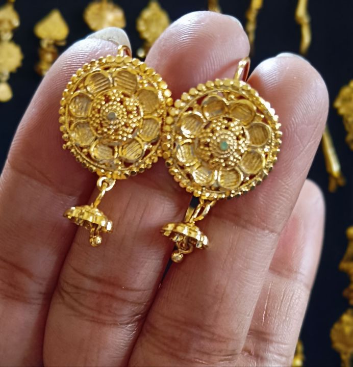 1%20years%20color%20guarantee%20gold%20plated%20small%20earrings%20for%20woman%20-%20Image%206