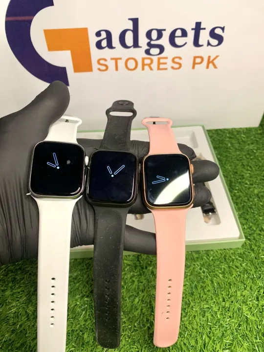 I-530%20Mini%20Series%2010%2045%20mm%20%20Smart%20Watch%20Smartwatch%20I530%20With%202%20Straps%20and%203%20Ladies%20Watches%20-%20Image%202