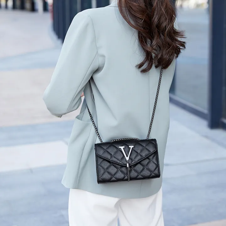 Black%20Luxury%20Handbags%20And%20Purse%20Women%20PU%20Leather%20Messenger%20Shoulder%20Bag%20Plaid%20Female%20Crossbody%20Bag%20Tassel%20Quilted%20%20Brand%20-%20Image%207