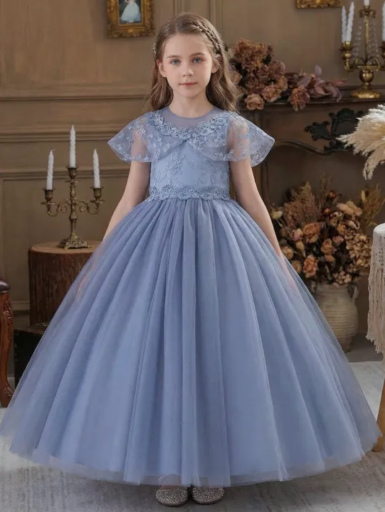 Tween%20Girl%20Grey%20Blue%20Wedding%20Flower%20Girl%20Dress%20with%20Removable%20Butterfly%20Knot%20Decorative%20Belt,%20Small%20Shawl%20with%20Floral%20Embroidery%20-%20Image%203