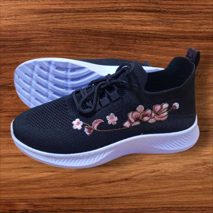 Ladies%20Comfortable%20Casual%20Shoes%20-%20Image%202