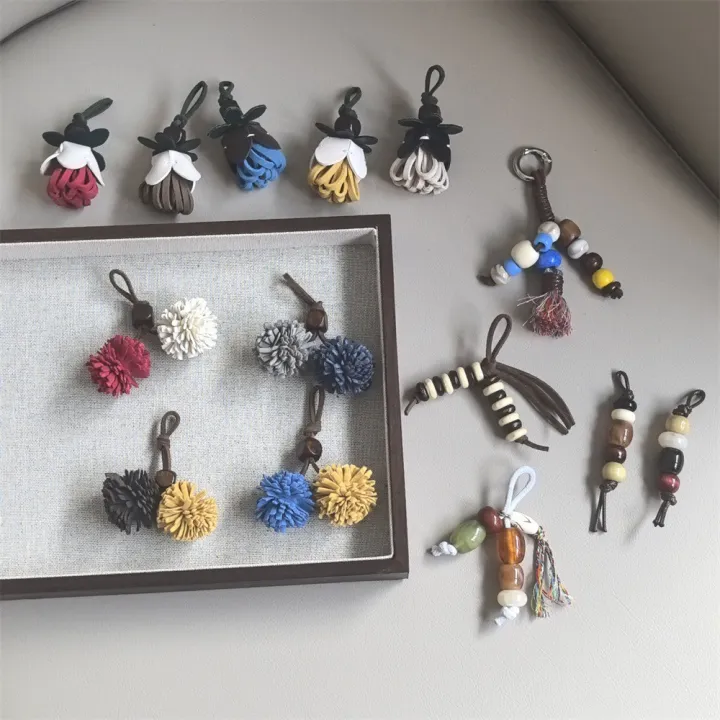 Detachable%20Shoe%20Charms%20Flower%20Pine%20Cone%20Pom%20Pom%20Tassel%20Wood%20Bead%20Kangaroo%20Decorations%20shoe%20lace%20charms%20for%20sneakers%20-%20Image%205