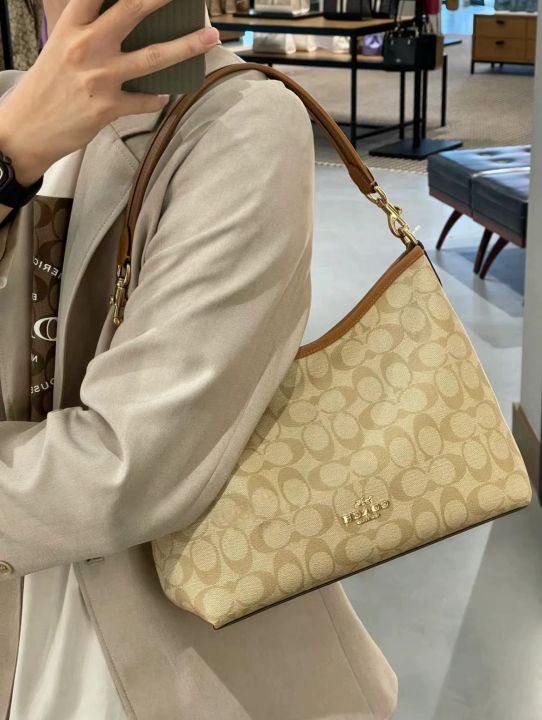 Shoulder%20Bag%20For%20Women%20Coach%20Laurel%20Design%20Inspired%20Bag%20-%20Image%204