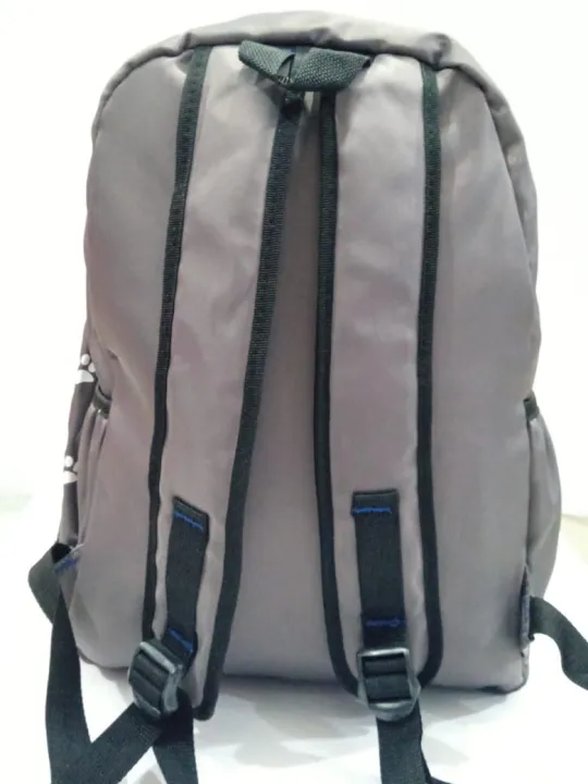 Hello%20Kitty/Moow%20Stylish%20Double%20Shoulder%20Backpack/School%20Bag%20for%20Girls%20%7C%20Fashionable%20and%20Versatile%20Girls'%20Backpack%20-%20Image%204