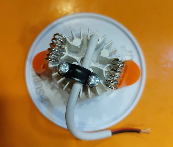 5W%20Small%20COB%20Ceiling%20Spot%20Light%20-%20Available%20in%20Red,%20Green,%20and%20Blue%20-%20Multiple%20Sizes%20(1.5inch,%202.25inch,%202.5inch)%20-%20Image%203