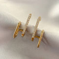 New Design Irregular U-shaped Gold Color Earrings for Women Korean Luxury Crystal Earring Girl Wedding Party Jewelry Accessories. 