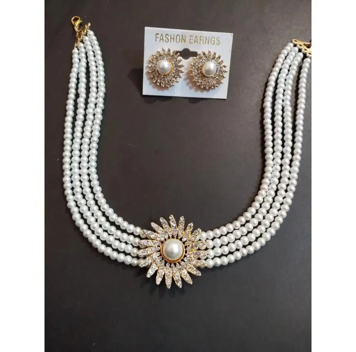 Stylish%20White%20Pearls%20Necklace%20Set%20Stud%20With%20Earrings%20For%20Girls%20&%20Woman%20-%20Image%202