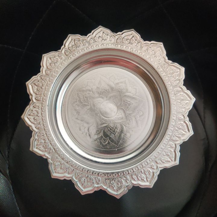 20cm%20Tika%20Thali%20Silver%20Coated%20Aluminum%20Tray%20-%20Image%202