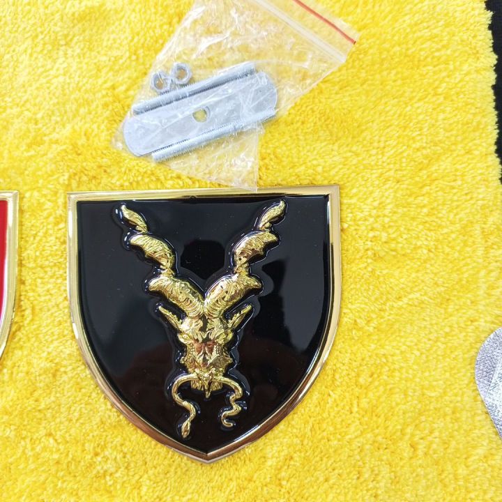 Front%20grill%203D%20badge%20MARKHOR%20Metallic%20black%20or%20Red%20-%20Image%202