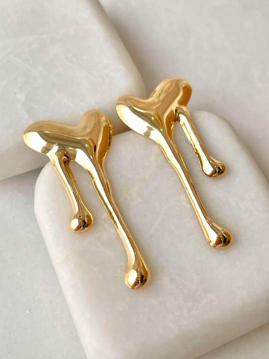 Stainless%20Melted%20Heart%20Stud%20Earring%20-%20Image%202