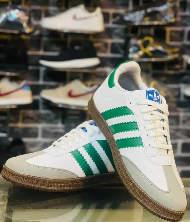 Classic%20Samba%20Sneakers%20With%20Green%20Stripes%20For%20Men%20-%20Image%205