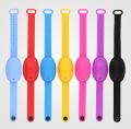 children's disinfection bracelets Silicone Hand Sanitizer Bracelet Protective And Convenient Spray Bottle Disinfection - yellow - yellow. 