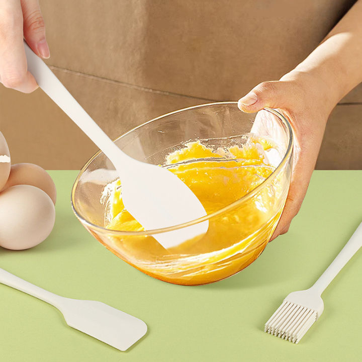 3%20piece%20kitchen%20baking%20set%20all%20in%20one%20silicone%20spatula%20oil%20brush%20baking%20butter%20spatula%20single%20cake%20scraper%20baking%20tool%20-%20Image%202