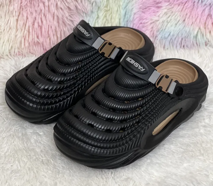 Mens%20New%20Echo-Ridge%20Textured%20Comfortable%20EVA%20Clogs%20Sandals%20-%20Image%2010
