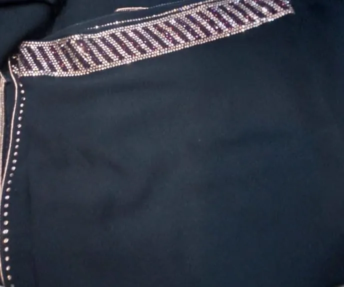 round%20chadder%20with%20one%20side%20stone%20work%20hijaab%20chadder%20-%20Image%205