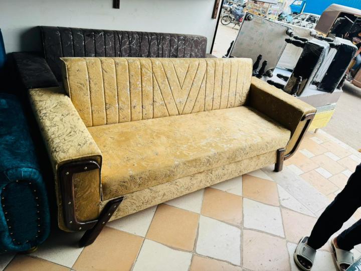 Luxury%203%20seater%20sofa%20combed%20turkish%20fabric%20with%20cushions%202in1%20sofa+%20bed%20(customized)%20-%20Image%203