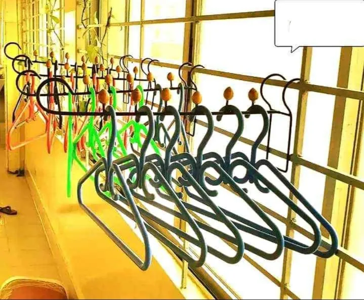 Grill%20Cloth%20hanger%20%20Balcony%20shart%20metal%20Coat%20Rack%20-%20Image%202