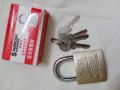 Door Lock, lock, lock with keys, door lock with 4 keys stainless steal 32 mm. 