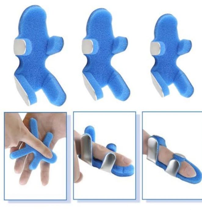 Finger%20Splint%20%E2%80%93%20Pain%20Relief%20&%20Support%20for%20Finger%20Injuries%20%E2%80%94%20Adjustable%20Finger%20Splint%20-%20Frog%20Type%20Finger%20Splint%20-%20Image%203