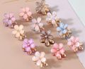 2 pcs Cute flower hair catcher. 