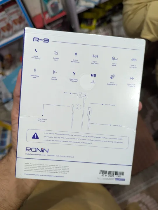 Ronin%20R-9%20The%20OG%20Type-C%20Handsfree%20%7C%2010mm%20Driver%20%7C%20Super%20Bass%20%7C%20HD%20Sound%20%7C%20In-Line%20Mic%20-%20Image%208