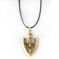 Anime JOJOS BIZARRE ADVENTURE Kujo Jotaro Arrow Metal Golden Choker Charm s Keychain.