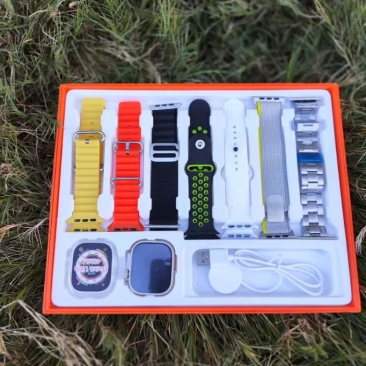 S100%20Ultra%20Max%20Smart%20Watch%207%20Straps%202.2%20IPS%20Display%20Smart%20watch%20For%20men%20Women%20Stylish%20Design%20-%20Image%203