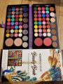 Makeup Beauty Book Eyeshadow. 