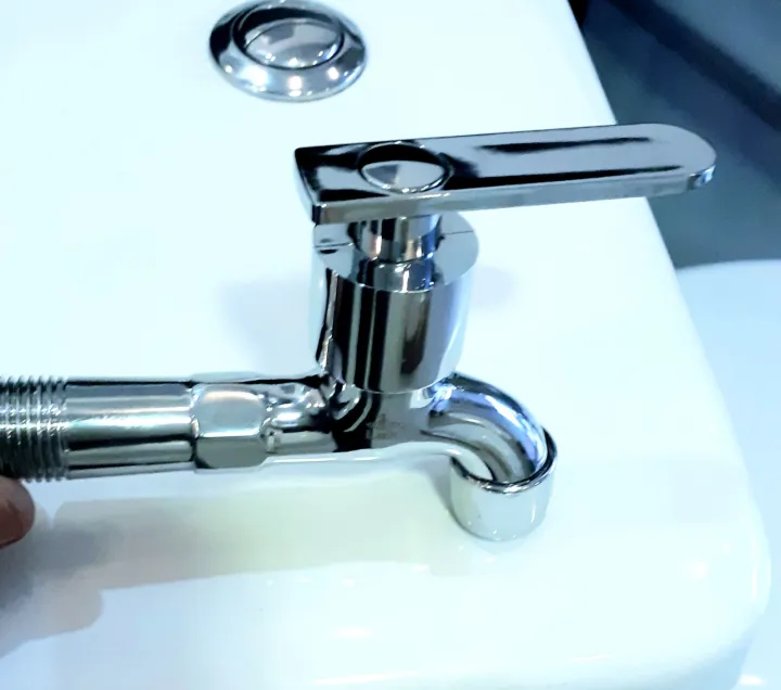 Lever%20Type%20Bib%20Tap%20%C2%BD"%20-%20Image%203